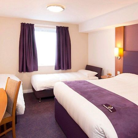 Premier Inn Burnley Buitenkant foto